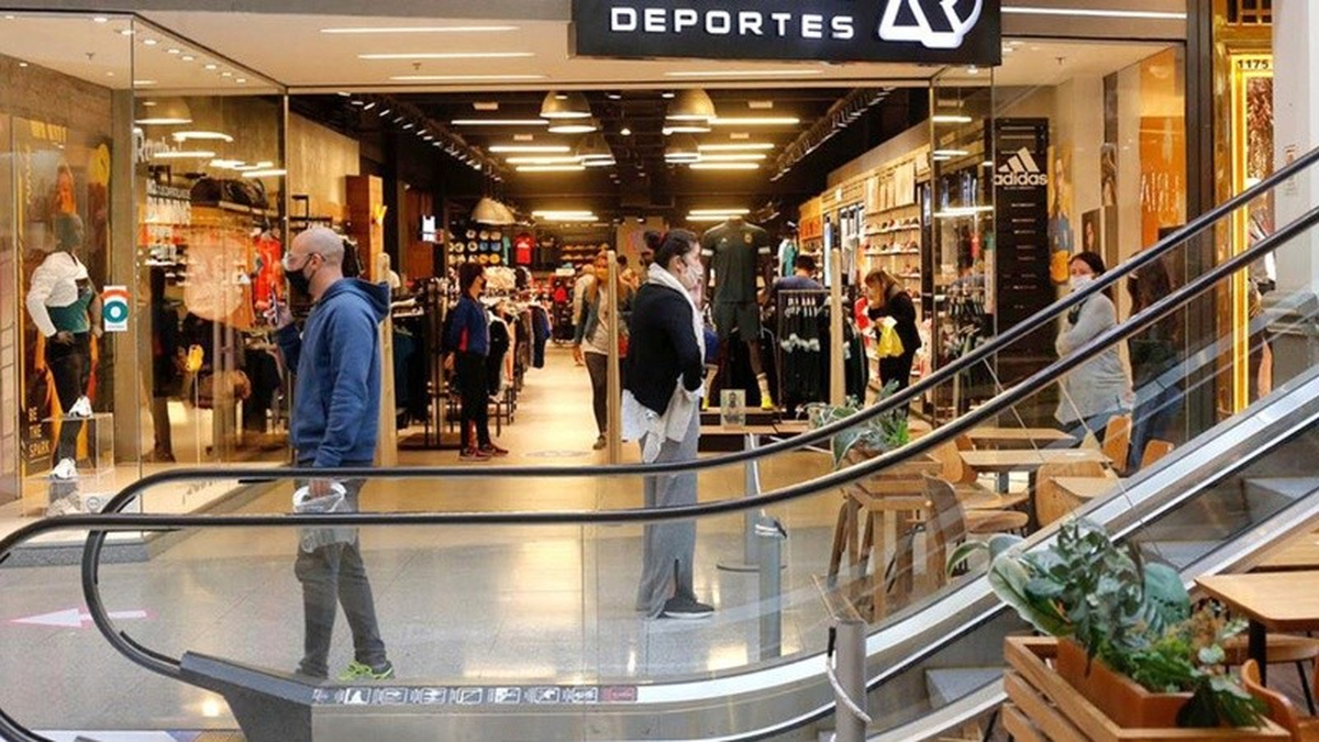 ARCA impuso restricciones para quienes ingresen con objetos o art&iacute;culos comprados en el exterior. Foto: BAE Negocios &nbsp;