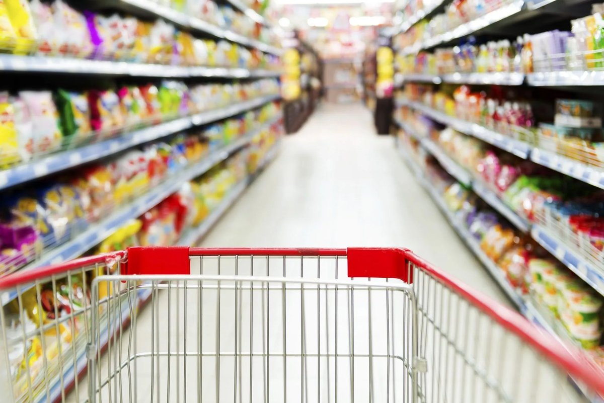 Consumo: las ventas en supermercados cayeron un 2,1%