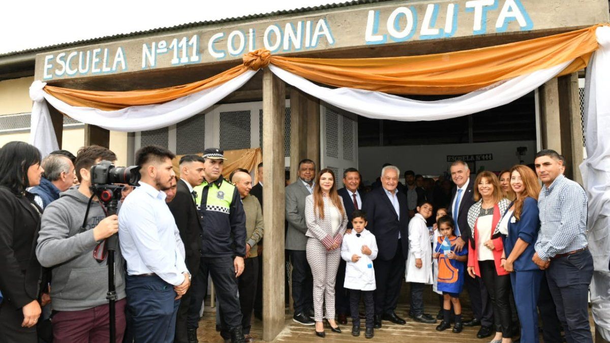 Jaldo inauguró un nuevo edificio para la Escuela Nº 111 de Los Ralos