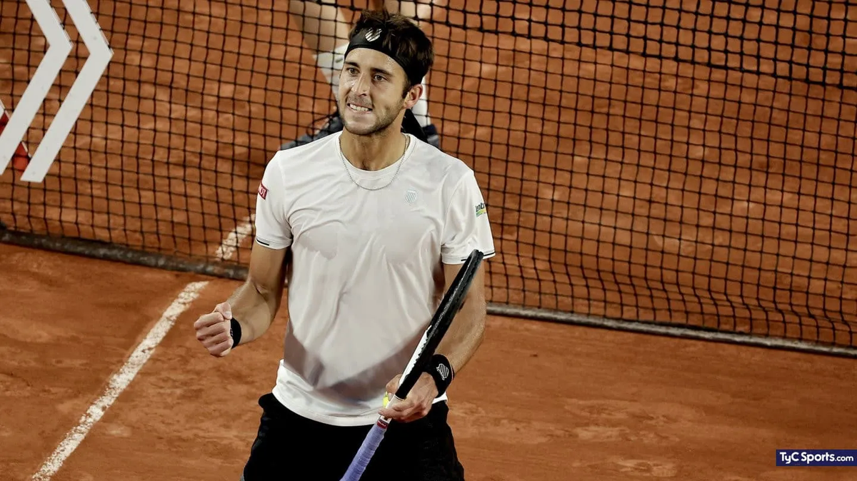 Roland Garros: Tomás Etcheverry se metió en cuartos de final