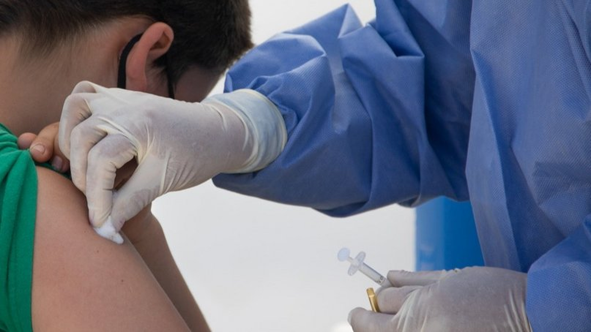 Lanzan campaña nacional de vacunación.