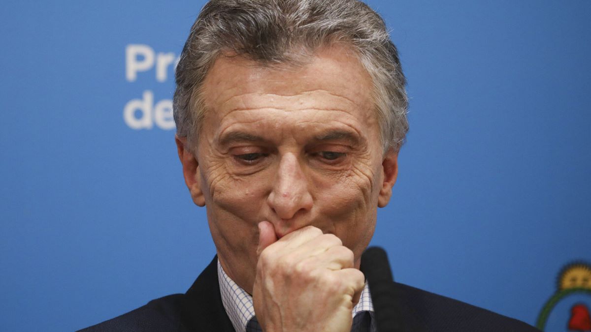 El Gobierno denunció a Macri por el envío de armas a Bolivia