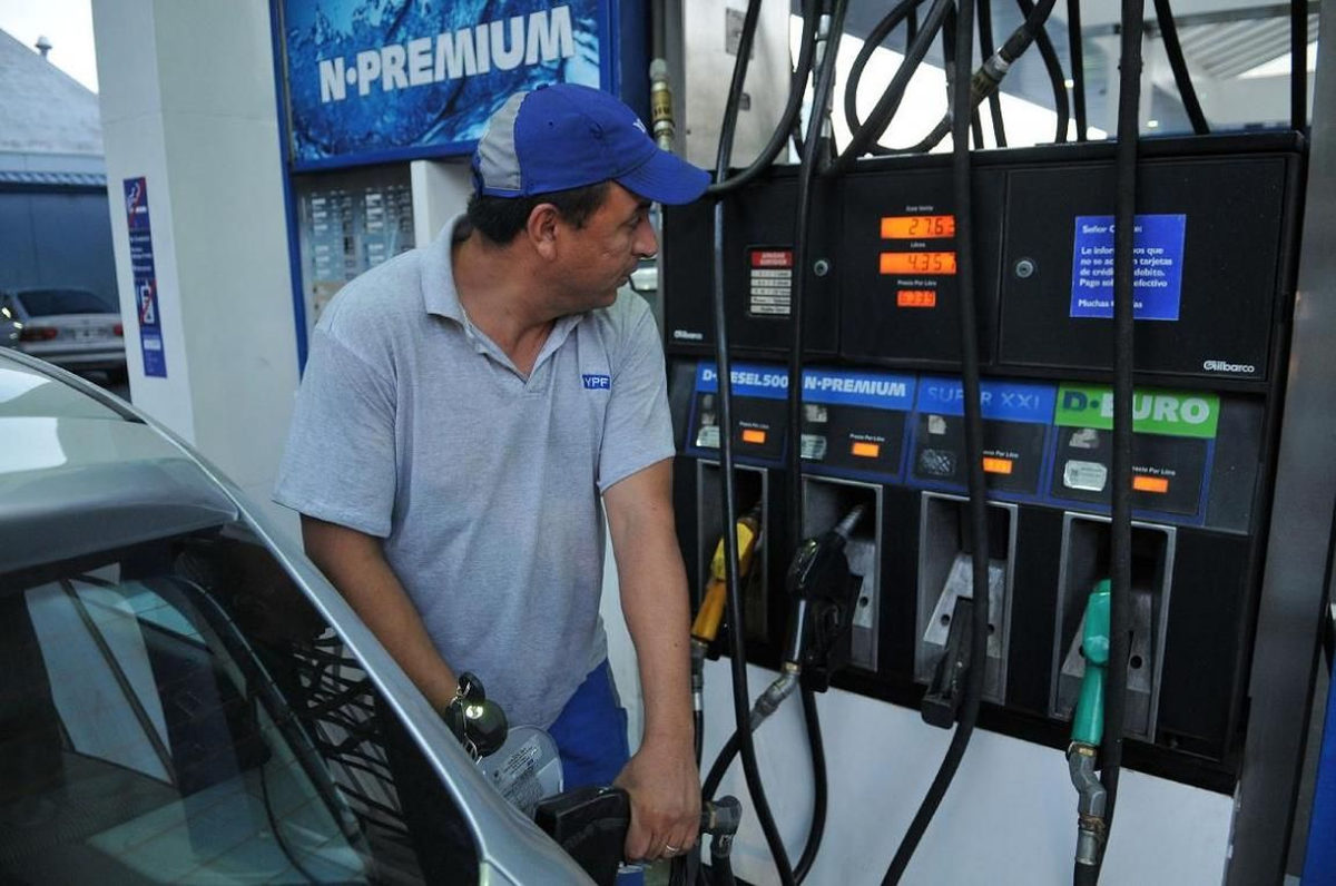 YPF sube el precio de los combustibles desde este jueves.