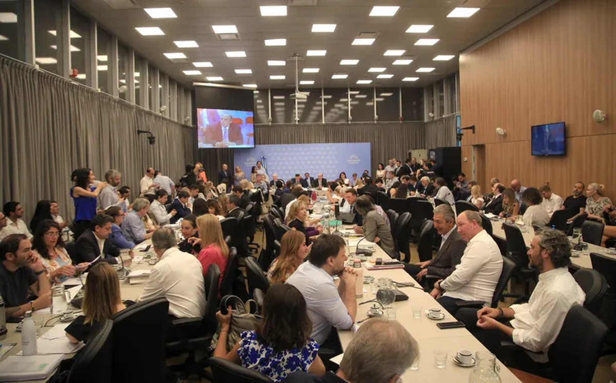 Ley ómnibus: Continúa El Debate En El Congreso