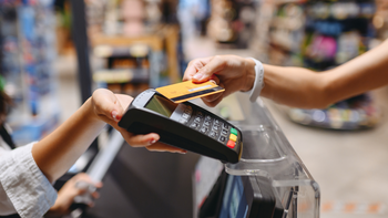 Crece el uso de la tarjeta de crédito para hacer compras en el súper