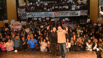 Jaldo encabezó un acto del PJ junto a la Nueva Fuerza del Este en la sede partidaria