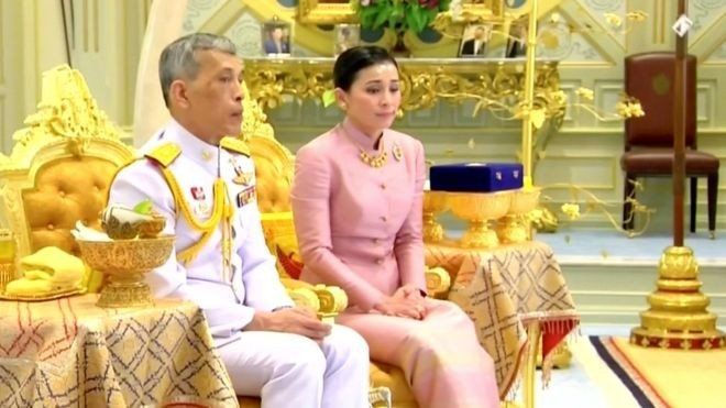 La guardaespaldas que acaba de convertirse en reina de Tailandia