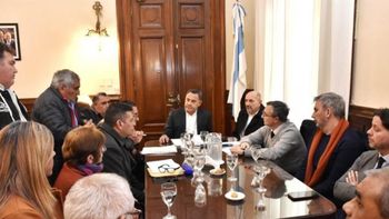 Inició una nueva ronda de negociaciones con los gremios estatales