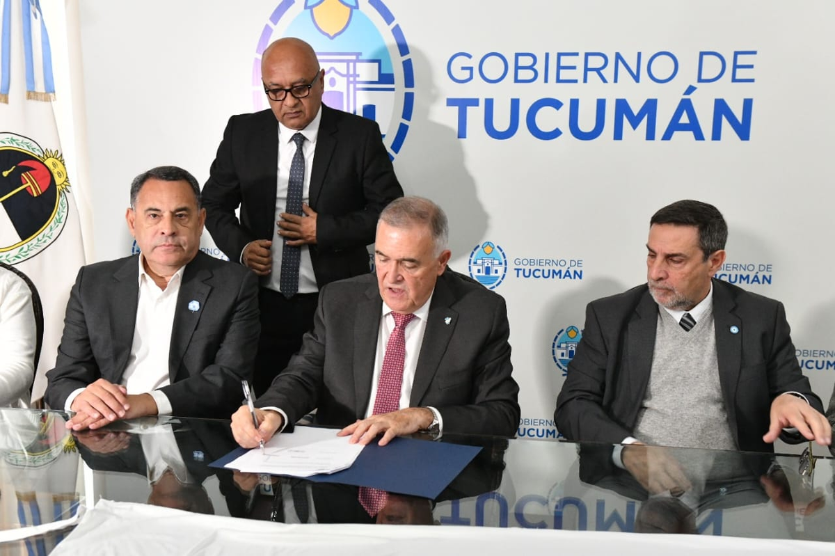 El Gobierno de la provincia cerró recomposición salarial con todos los gremios