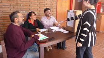 UNT: la primera jornada electoral dejó definidos 11 decanatos