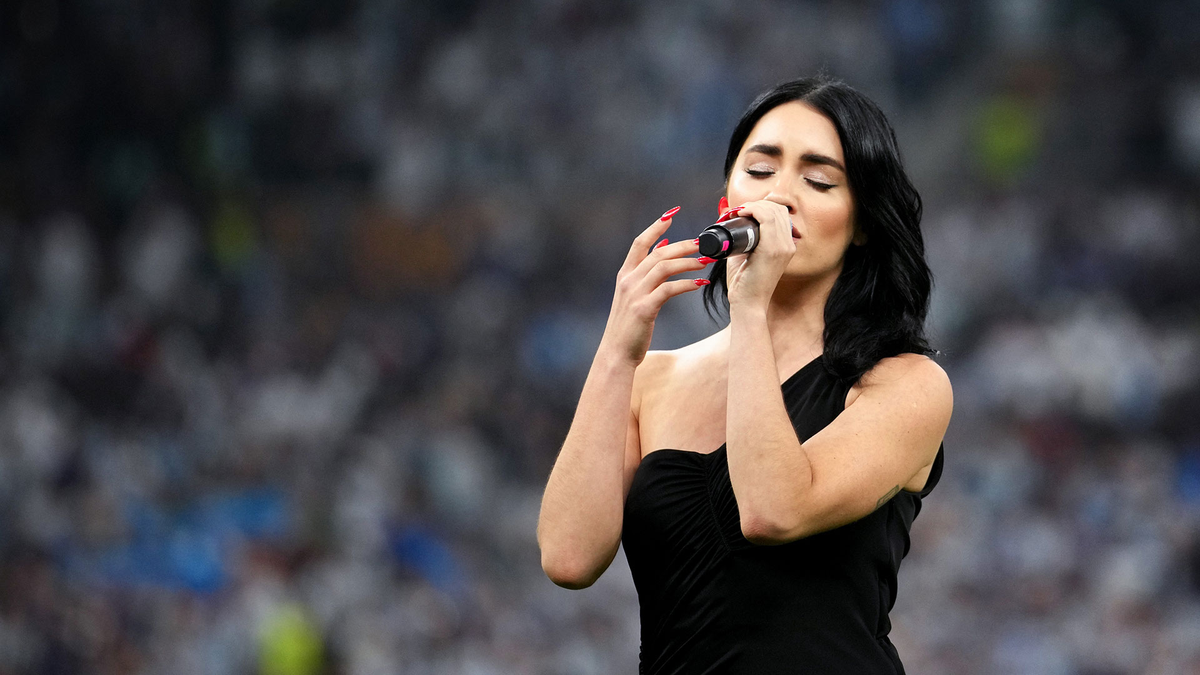 Lali Esp&oacute;sito recibi&oacute; mensajes del joven con el que vivi&oacute; una situaci&oacute;n desagradable en Qatar.