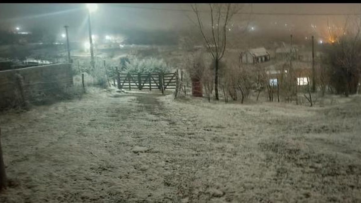 Las nevadas llegaron a Tafí del Valle: 