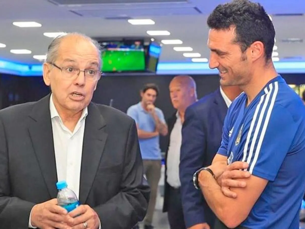 El encuentro entre Lionel Scaloni y Alejandro Sabella en el predio de la AFA.