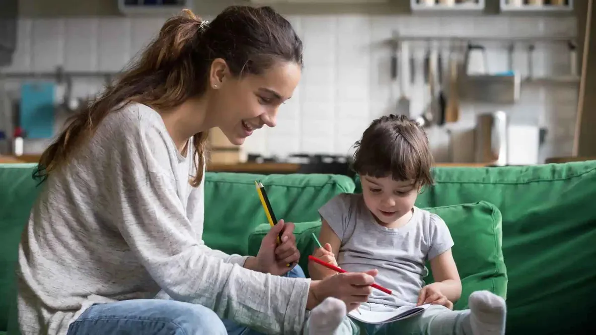 La DEP presentó los valores de la canasta de crianza de la primera infancia compuesta por alimentos y bienes y servicios. La DEP presentó los valores de la canasta de crianza de la primera infancia compuesta por alimentos y bienes y servicios.