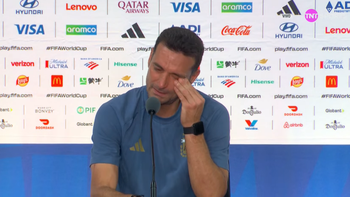 Scaloni entre lágrimas: 