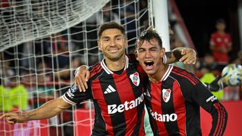River  le ganó 2-1 a Huracán en el debut de Eduardo Coudet