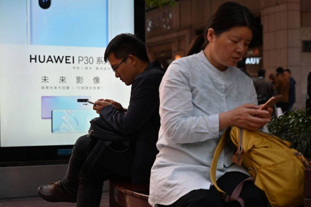 Trump blinda las telecomunicaciones de EE UU contra Huawei, en una nueva ofensiva contra China