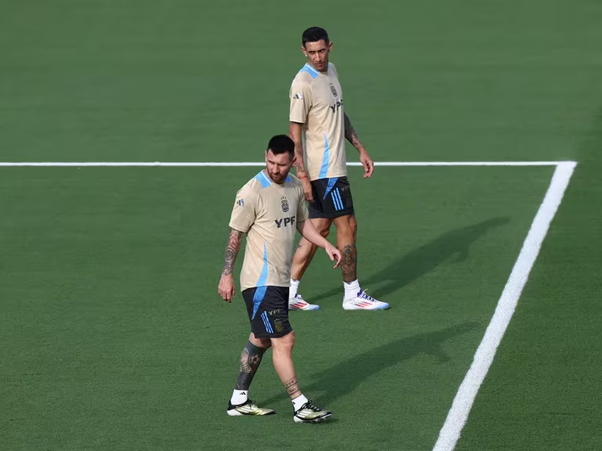 Messi se ilusiona con que Di María vuelva a convertir en una final (REUTERS/Agustin Marcarian)