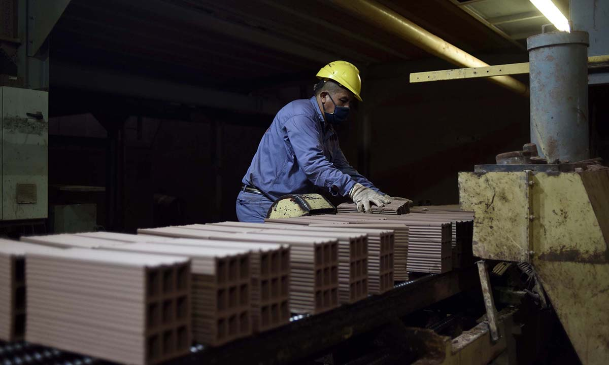 El sector privado, desangrado en la era Milei: se perdieron 130.000 puestos de trabajo: Foto: La Brújula 24 El sector privado, desangrado en la era Milei: se perdieron 130.000 puestos de trabajo: Foto: La Brújula 24