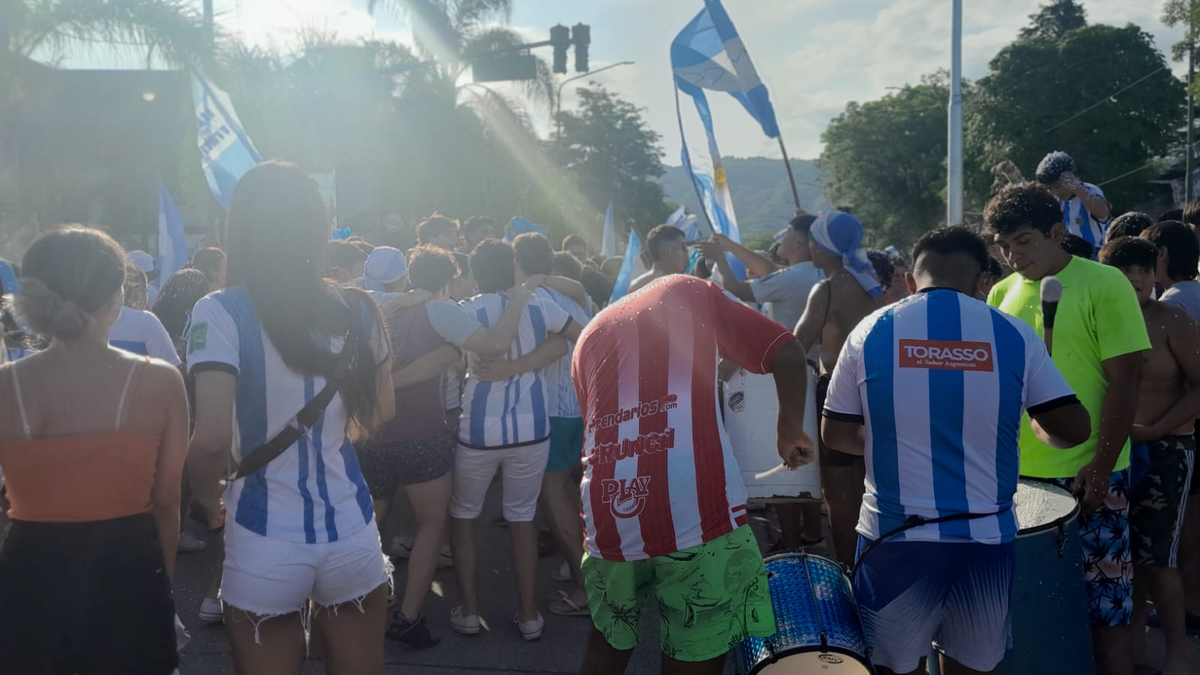Argentina finalista del Mundial Qatar 2022: así se festejó en las calles de Tucumán