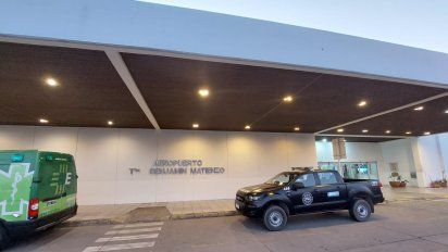 Por la niebla, el Aeropuerto tucumano permanece cerrado