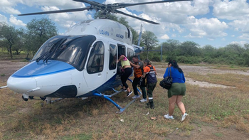 Hubo un operativo por una paciente atrapada por las inundaciones