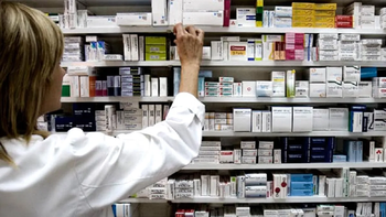 DNU: un fallo frenó tres artículos que desregulaban las farmacias